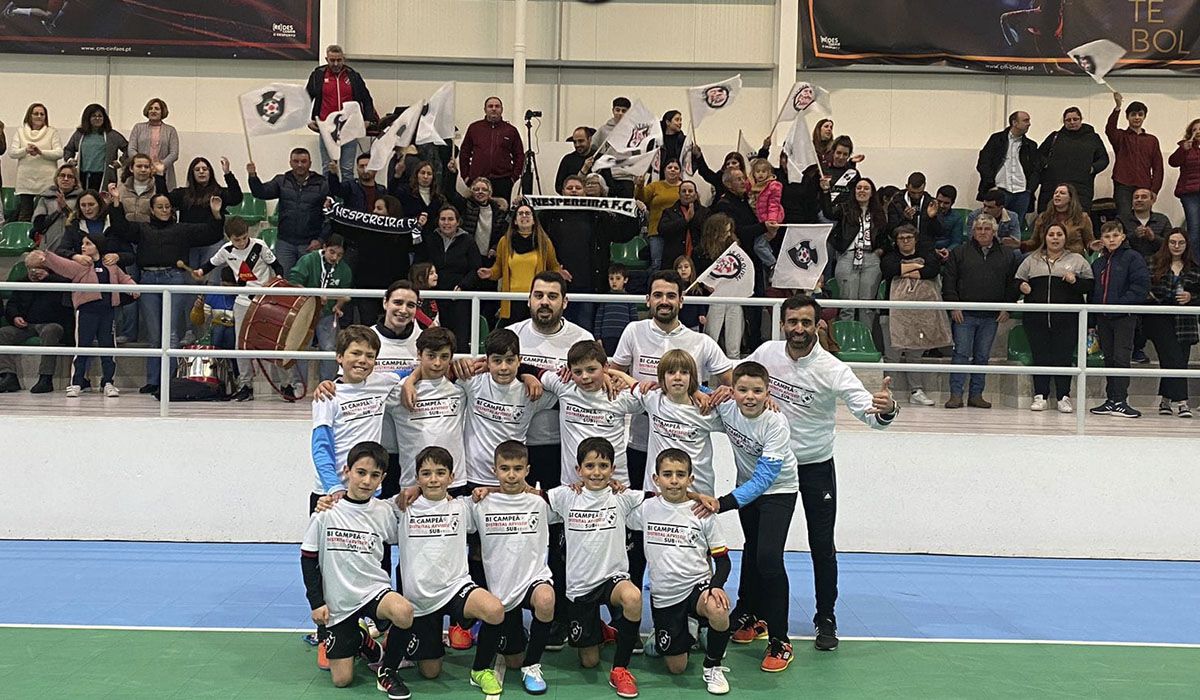 Nespereira F. C. é bicampeão distrital de Futsal em Sub11