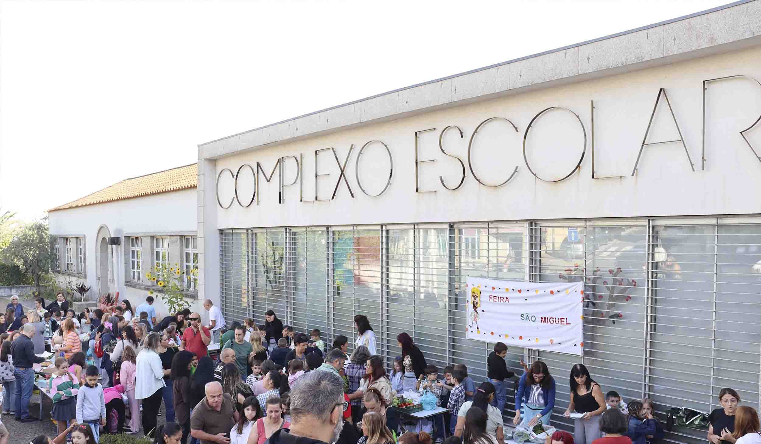 Feira de S. Miguel no Complexo Escolar de Cinfães