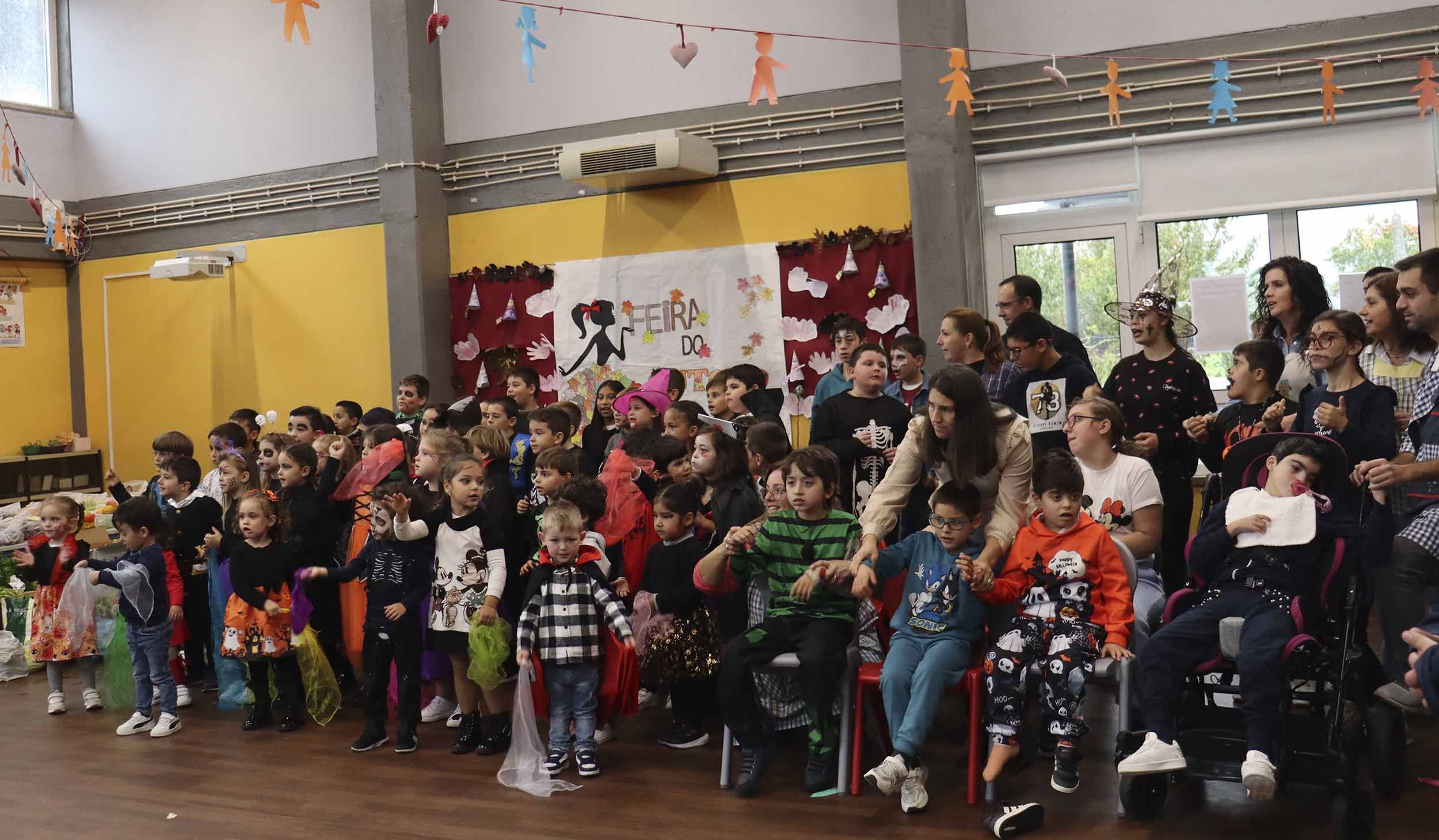 Feira de Outono e Halloween na Escola Básica de São Cristóvão de Nogueira